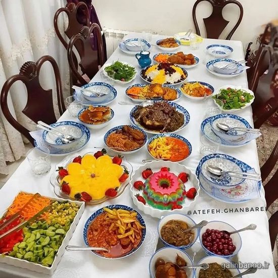 مدل تزیین سفره مهمانی 2023 - 1402