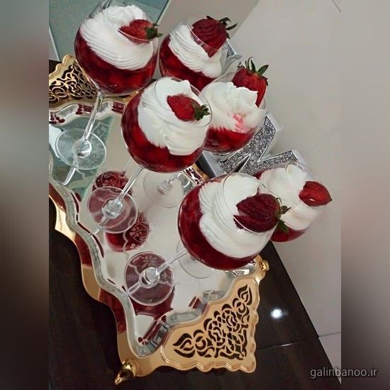 تزیین ژله ساده 2023; با اسمارتیز در جام و ظرف یکبار مصرف