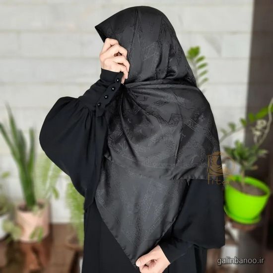 مدل روسری مشکی مجلسی شیک 2023; ساده و کاردست بسیار زیبا