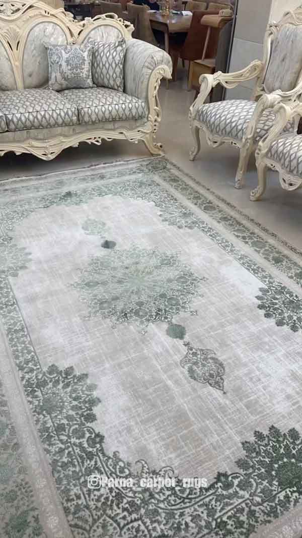 فرش خاص و ساده