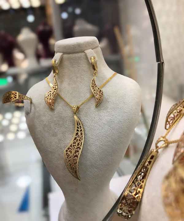مدل نیم ست طلا جدید و متفاوت ویژه سال 1402 (50 عکس)