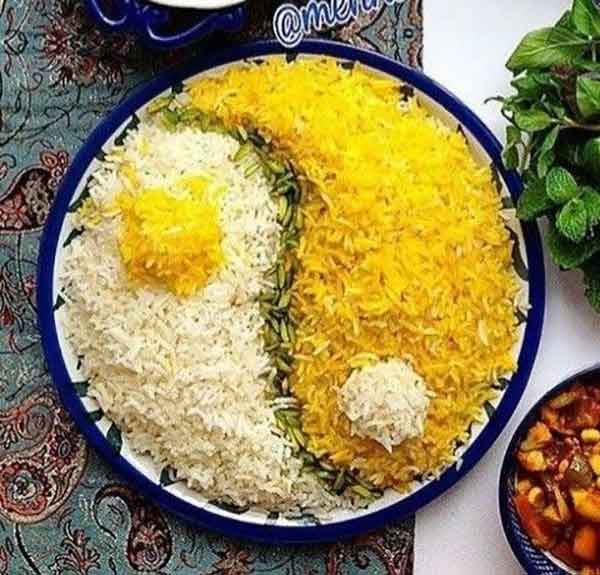 تزیین برنج با زعفران 2024; با قالب و بدون قالی خیلی خاص و متفاوت